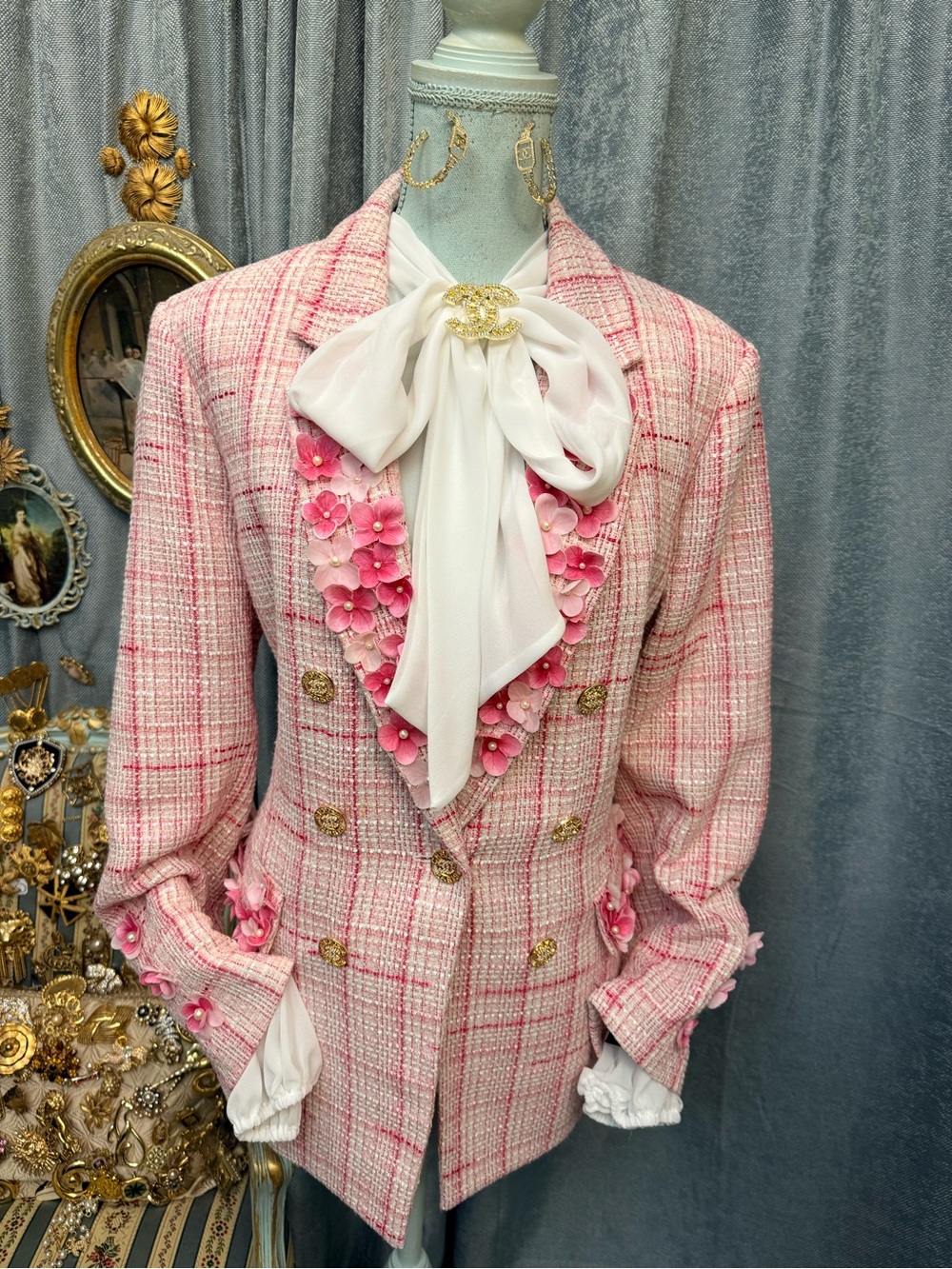 Elegant Pink Tweed Floral-Trim Blazer Set